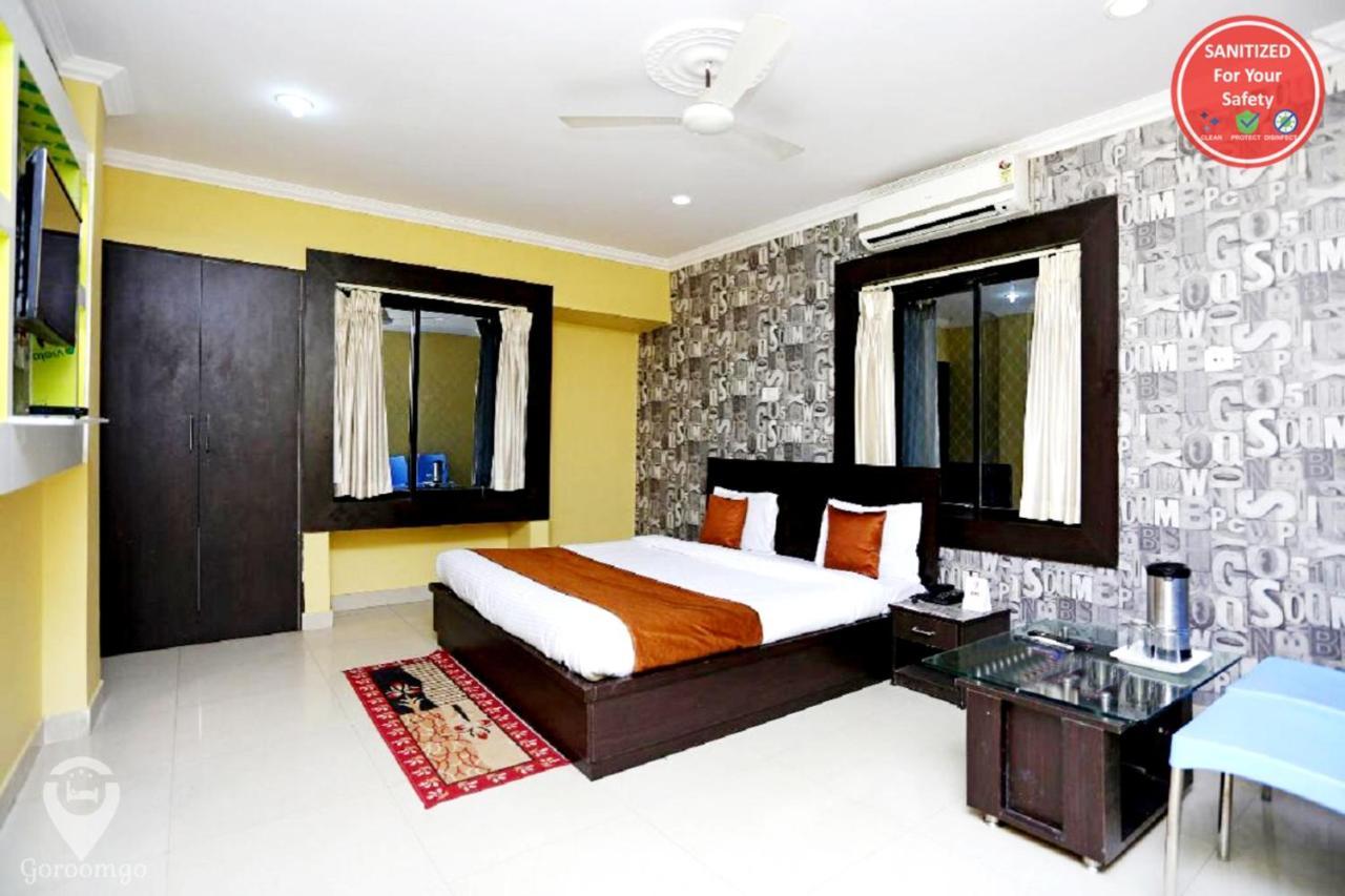 Goroomgo Sai Sandpiper ! গোরুমগো সাই স্যান্ডপাইপার! পুরী Near-sea-sight-beach-and-temple-spacious-room With-wifi-restaurant-and-parking-facilities-prime-location-best In 3*